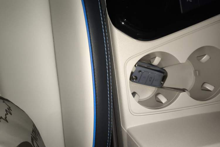 Used Volkswagen Tayron GTE Plug-in Hybrid 2023 280TSI Luxury Plus Advanced Edition Interior 1