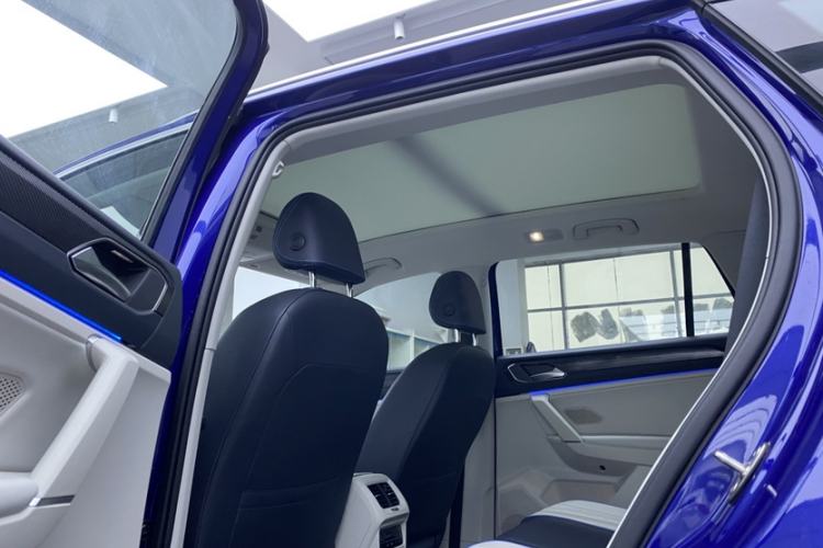 Used Volkswagen Tayron GTE Plug-in Hybrid 2023 280TSI Luxury Plus Advanced Edition Interior 4