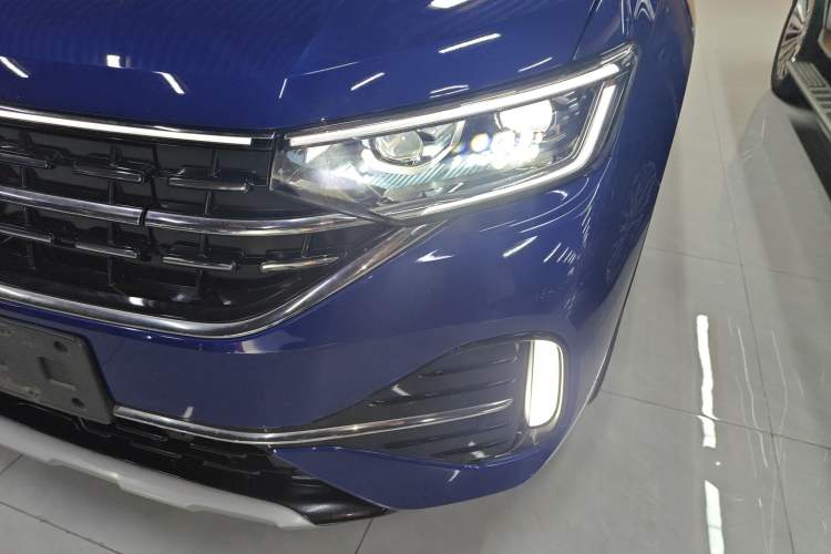 Used Volkswagen Tayron GTE Plug-in Hybrid 2023 280TSI Luxury Plus Advanced Edition Left Front Headlight