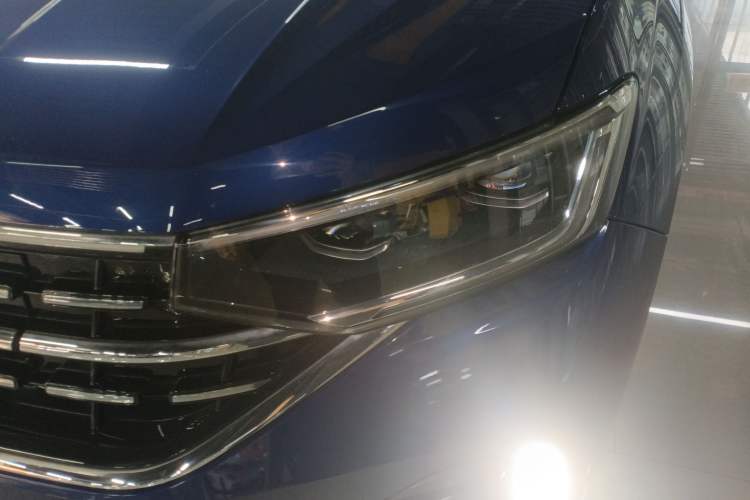 Used Volkswagen Tayron GTE Plug-in Hybrid 2023 280TSI Luxury Plus Advanced Edition Left Front Headlight