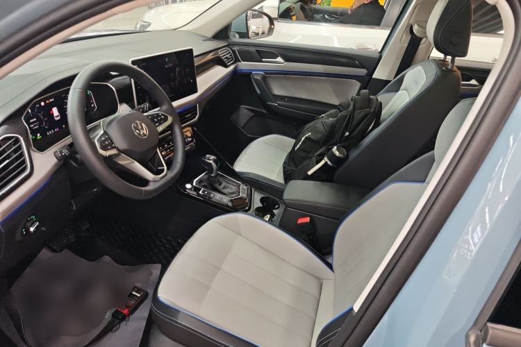 Used Volkswagen Tayron GTE Plug-in Hybrid 2023 280TSI Luxury Plus Advanced Edition Left Front Seat