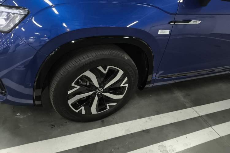 Used Volkswagen Tayron GTE Plug-in Hybrid 2023 280TSI Luxury Plus Advanced Edition Left Front Wheel Hub
