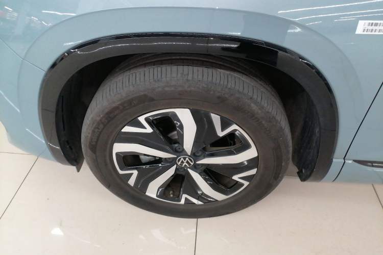 Used Volkswagen Tayron GTE Plug-in Hybrid 2023 280TSI Luxury Plus Advanced Edition Left Front Wheel Hub
