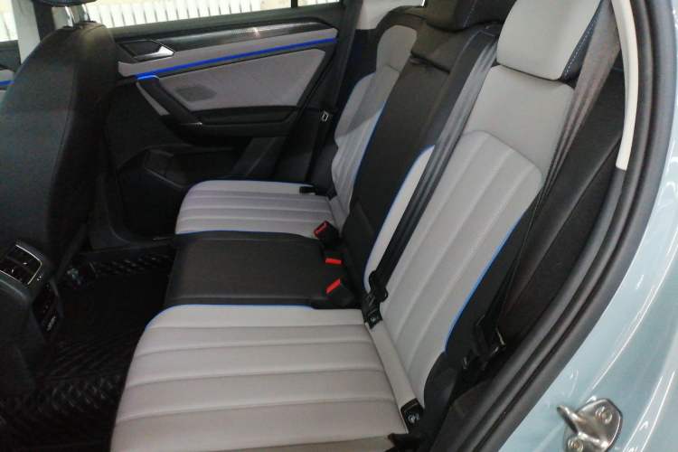 Used Volkswagen Tayron GTE Plug-in Hybrid 2023 280TSI Luxury Plus Advanced Edition Left Rear Seat