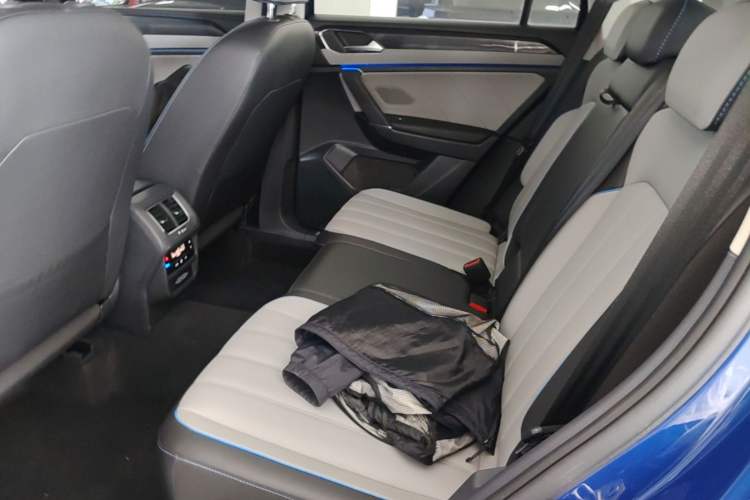 Used Volkswagen Tayron GTE Plug-in Hybrid 2023 280TSI Luxury Plus Advanced Edition Left Rear Seat
