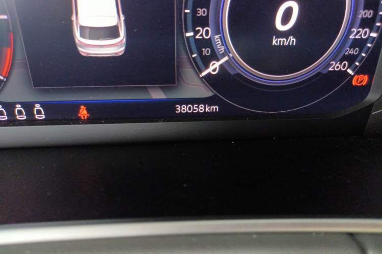 Used Volkswagen Tayron GTE Plug-in Hybrid 2023 280TSI Luxury Plus Advanced Edition Odometer Close Up