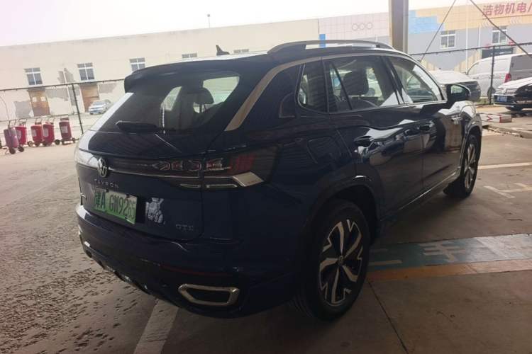 Used Volkswagen Tayron GTE Plug-in Hybrid 2023 280TSI Luxury Plus Advanced Edition Rear Right 45 Deg