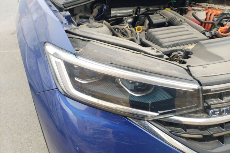 Used Volkswagen Tayron GTE Plug-in Hybrid 2023 280TSI Luxury Plus Advanced Edition Right Front Headlight