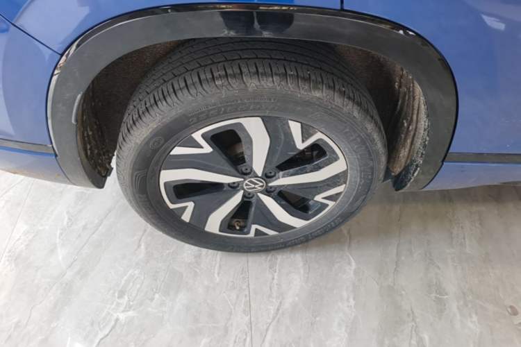 Used Volkswagen Tayron GTE Plug-in Hybrid 2023 280TSI Luxury Plus Advanced Edition Right Rear Wheel Hub