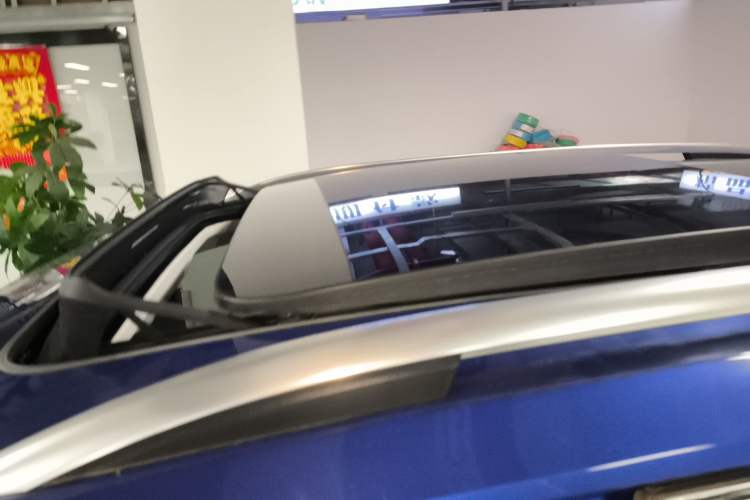 Used Volkswagen Tayron GTE Plug-in Hybrid 2023 280TSI Luxury Plus Advanced Edition Roof