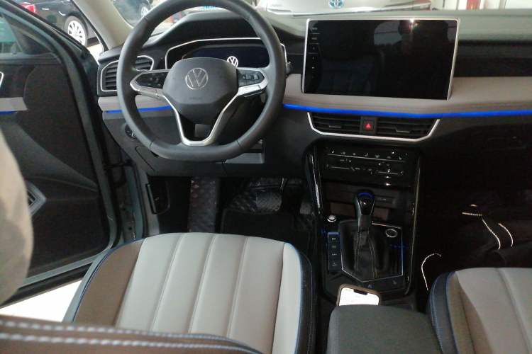 Used Volkswagen Tayron GTE Plug-in Hybrid 2023 280TSI Luxury Plus Advanced Edition Steering Wheel