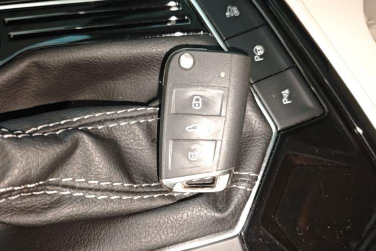Used Volkswagen Tayron GTE Plug-in Hybrid 2023 280TSI Luxury Plus Advanced Edition Vehicle Key