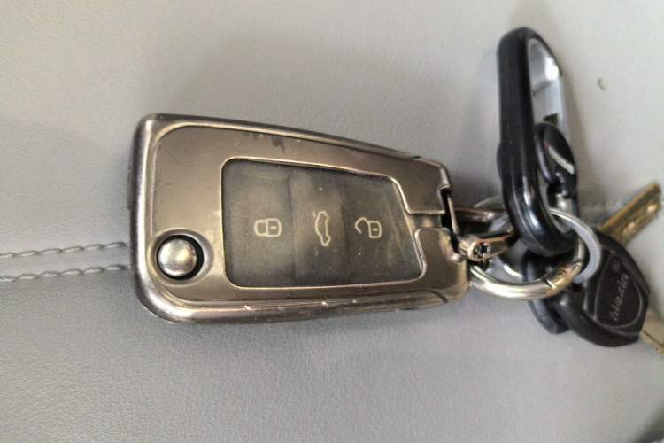 Used Volkswagen Tayron GTE Plug-in Hybrid 2023 280TSI Luxury Plus Advanced Edition Vehicle Key