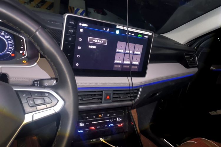 Used Volkswagen Tayron GTE Plug-in Hybrid 2023 280TSI Luxury Plus Advanced Edition Audio And AC Panel