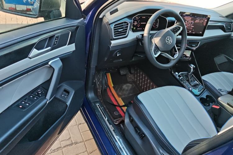 Used Volkswagen Tayron GTE Plug-in Hybrid 2023 280TSI Luxury Plus Advanced Edition Driver Seat
