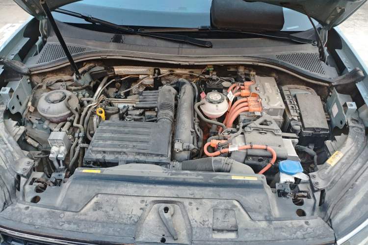 Used Volkswagen Tayron GTE Plug-in Hybrid 2023 280TSI Luxury Plus Advanced Edition Engine Bay