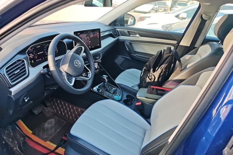 Used Volkswagen Tayron GTE Plug-in Hybrid 2023 280TSI Luxury Plus Advanced Edition Left Front Seat