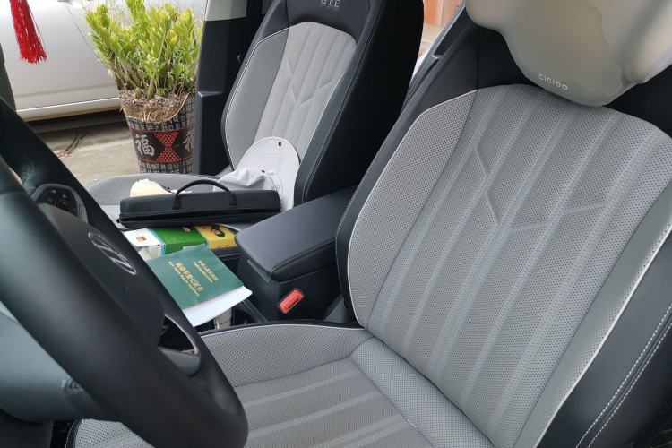 Used Volkswagen Tayron GTE Plug-in Hybrid 2023 280TSI Luxury Plus Advanced Edition Left Front Seat