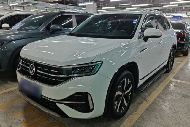 Ojetý Volkswagen Tayron GTE Plug-in Hybrid 2023 280TSI Luxury Plus Advanced Edition