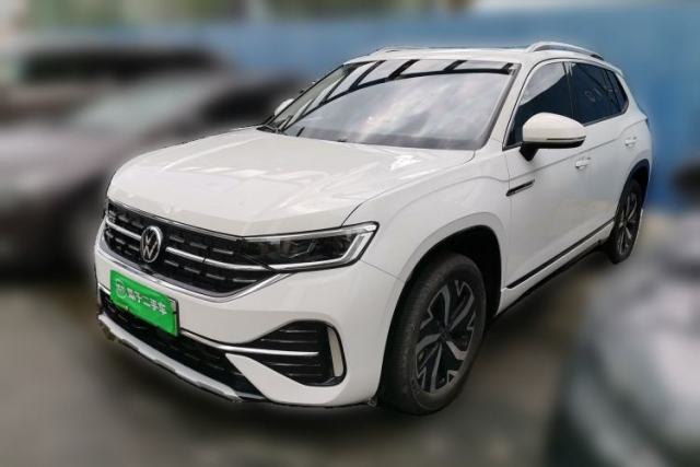 Ojetý Volkswagen Tayron GTE Plug-in Hybrid 2023 280TSI Luxury Plus Advanced Edition