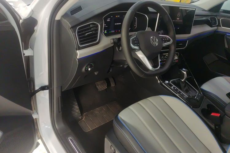 Used Volkswagen Tayron GTE Plug-in Hybrid 2023 280TSI Luxury Plus Advanced Edition Driver Seat