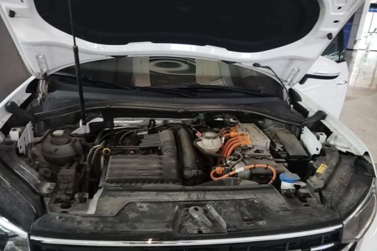 Used Volkswagen Tayron GTE Plug-in Hybrid 2023 280TSI Luxury Plus Advanced Edition Engine Bay
