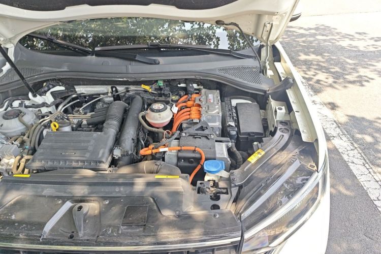 Used Volkswagen Tayron GTE Plug-in Hybrid 2023 280TSI Luxury Plus Advanced Edition Engine Bay Left