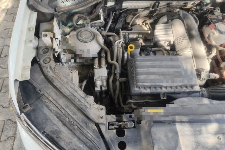 Used Volkswagen Tayron GTE Plug-in Hybrid 2023 280TSI Luxury Plus Advanced Edition Engine Bay Right