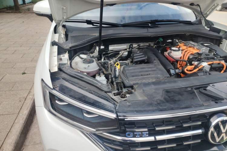 Used Volkswagen Tayron GTE Plug-in Hybrid 2023 280TSI Luxury Plus Advanced Edition Engine Bay Right