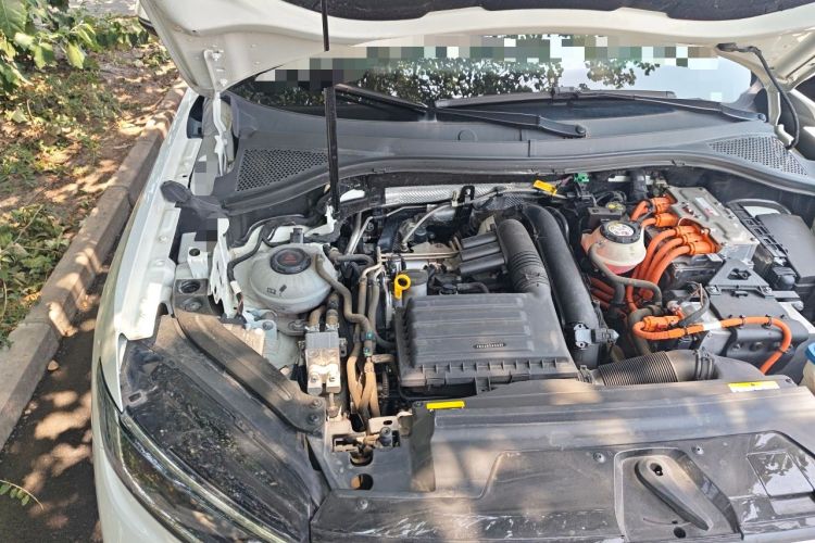 Used Volkswagen Tayron GTE Plug-in Hybrid 2023 280TSI Luxury Plus Advanced Edition Engine Bay Right