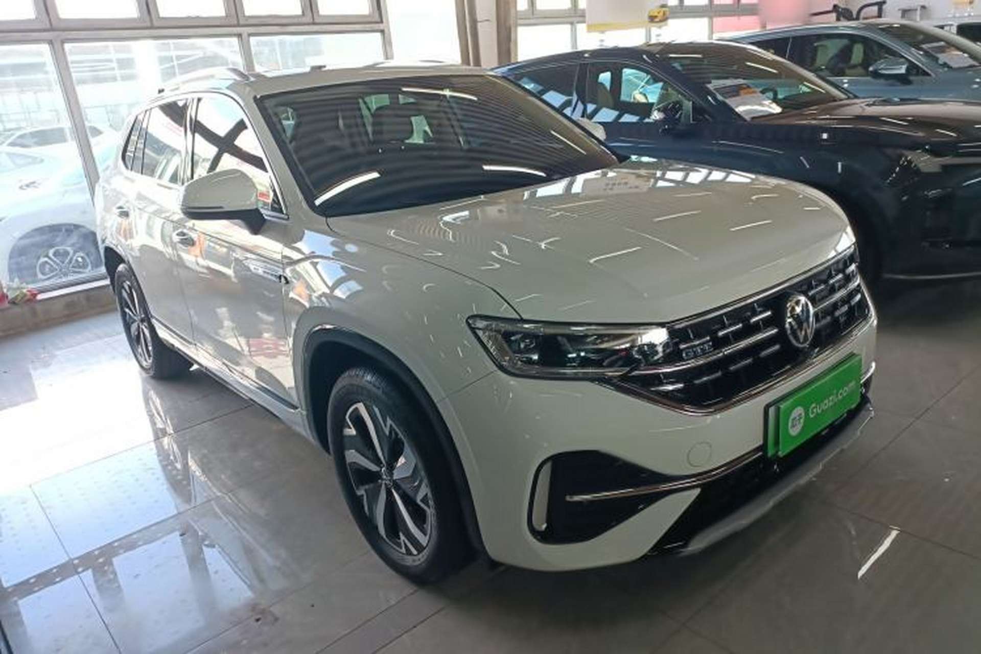 Used Volkswagen Tayron GTE Plug-in Hybrid 2023 280TSI Luxury Plus Advanced Edition Exterior 1
