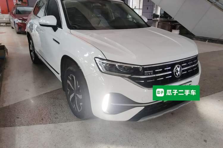 Used Volkswagen Tayron GTE Plug-in Hybrid 2023 280TSI Luxury Plus Advanced Edition Exterior 1