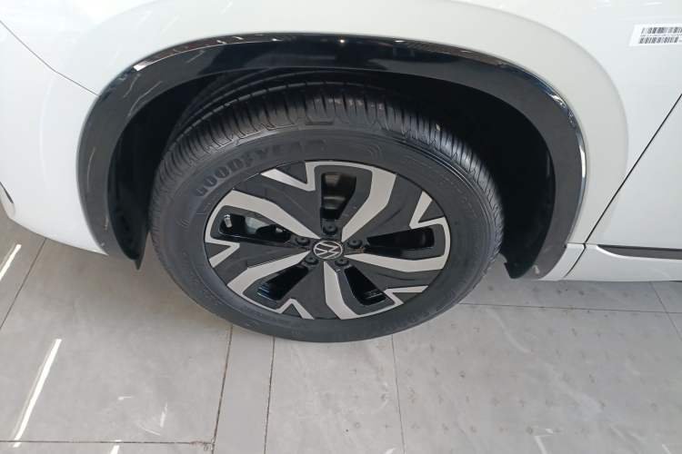 Used Volkswagen Tayron GTE Plug-in Hybrid 2023 280TSI Luxury Plus Advanced Edition Exterior 4
