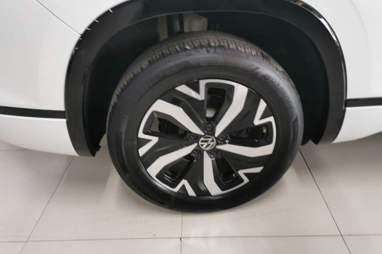 Used Volkswagen Tayron GTE Plug-in Hybrid 2023 280TSI Luxury Plus Advanced Edition Exterior 5