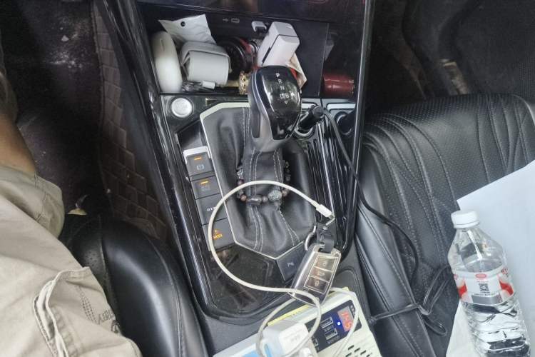Used Volkswagen Tayron GTE Plug-in Hybrid 2023 280TSI Luxury Plus Advanced Edition Gear Lever