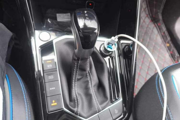 Used Volkswagen Tayron GTE Plug-in Hybrid 2023 280TSI Luxury Plus Advanced Edition Gear Lever