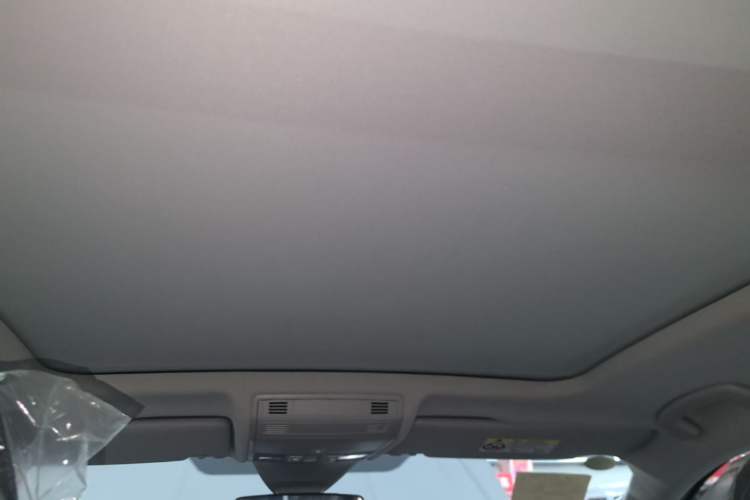 Used Volkswagen Tayron GTE Plug-in Hybrid 2023 280TSI Luxury Plus Advanced Edition Headliner