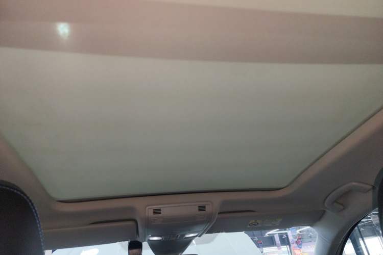 Used Volkswagen Tayron GTE Plug-in Hybrid 2023 280TSI Luxury Plus Advanced Edition Headliner