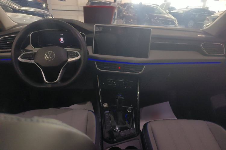 Used Volkswagen Tayron GTE Plug-in Hybrid 2023 280TSI Luxury Plus Advanced Edition Interior 3