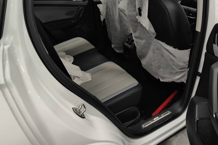 Used Volkswagen Tayron GTE Plug-in Hybrid 2023 280TSI Luxury Plus Advanced Edition Interior 5