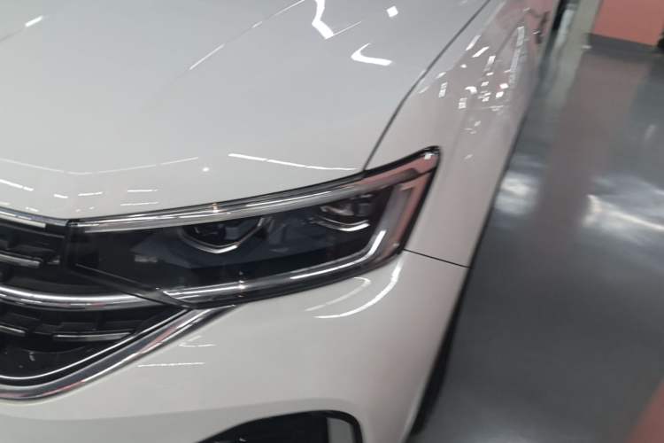 Used Volkswagen Tayron GTE Plug-in Hybrid 2023 280TSI Luxury Plus Advanced Edition Left Front Headlight
