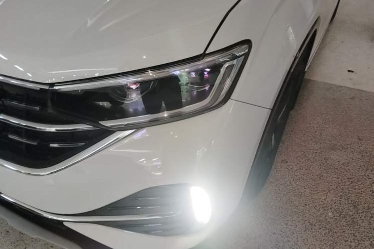 Used Volkswagen Tayron GTE Plug-in Hybrid 2023 280TSI Luxury Plus Advanced Edition Left Front Headlight