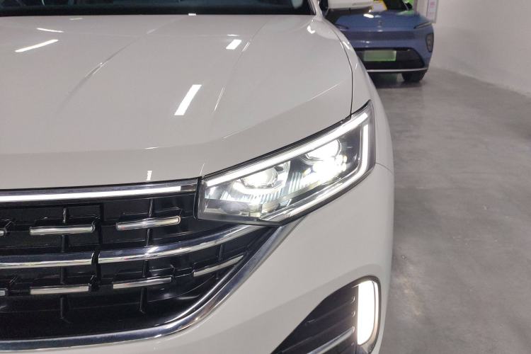 Used Volkswagen Tayron GTE Plug-in Hybrid 2023 280TSI Luxury Plus Advanced Edition Left Front Headlight