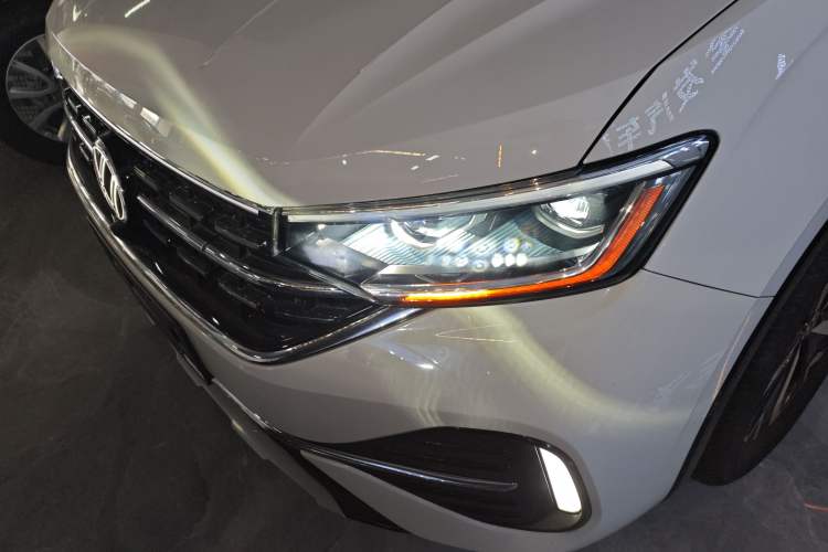 Used Volkswagen Tayron GTE Plug-in Hybrid 2023 280TSI Luxury Plus Advanced Edition Left Front Headlight