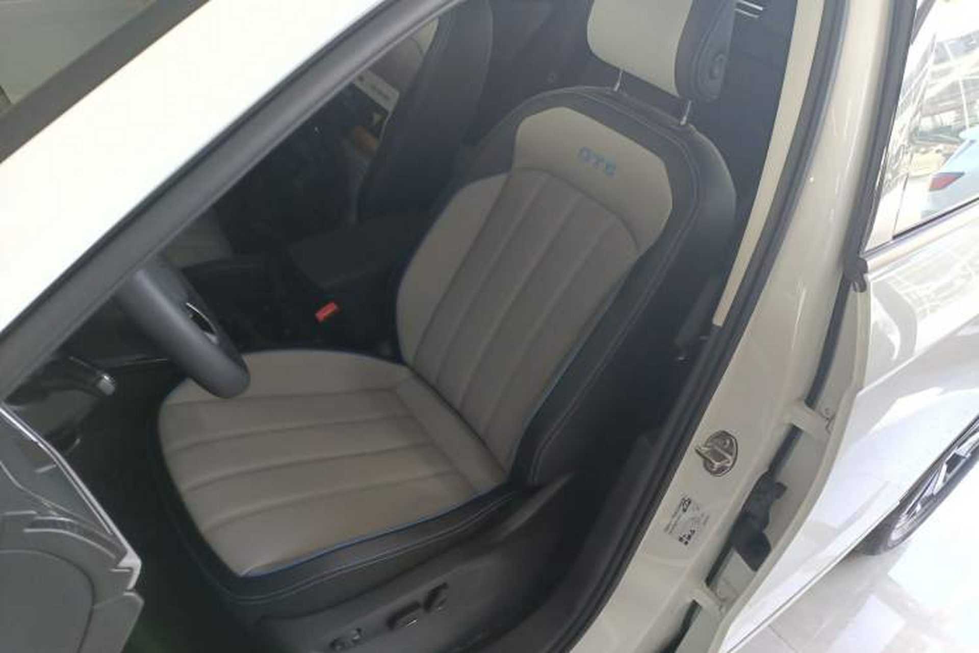 Used Volkswagen Tayron GTE Plug-in Hybrid 2023 280TSI Luxury Plus Advanced Edition Left Front Seat