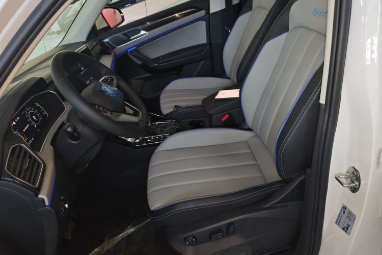 Used Volkswagen Tayron GTE Plug-in Hybrid 2023 280TSI Luxury Plus Advanced Edition Left Front Seat