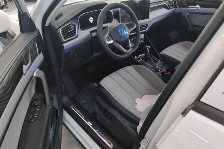 Used Volkswagen Tayron GTE Plug-in Hybrid 2023 280TSI Luxury Plus Advanced Edition Left Front Seat