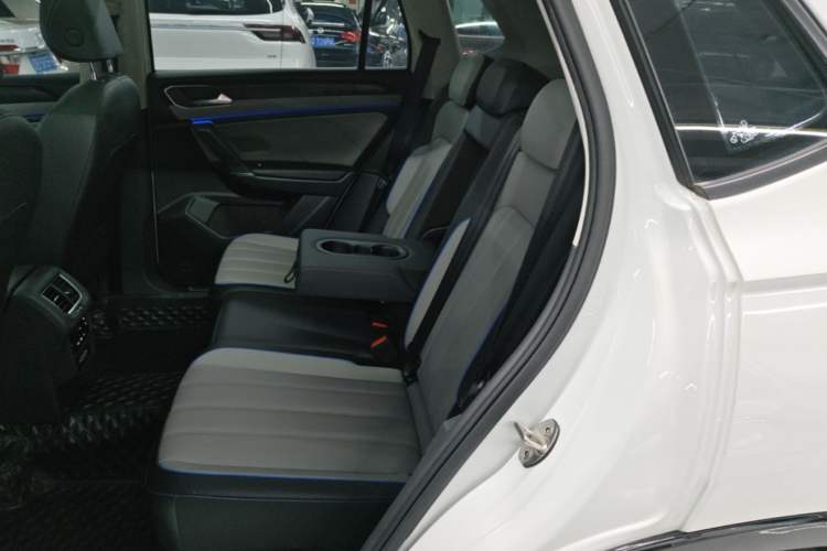 Used Volkswagen Tayron GTE Plug-in Hybrid 2023 280TSI Luxury Plus Advanced Edition Left Rear Seat