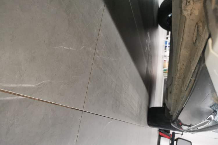 Used Volkswagen Tayron GTE Plug-in Hybrid 2023 280TSI Luxury Plus Advanced Edition Left Side Sill