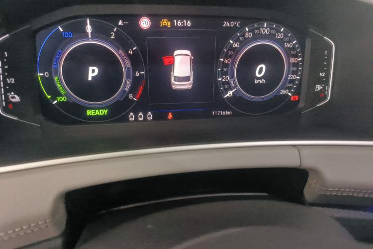 Used Volkswagen Tayron GTE Plug-in Hybrid 2023 280TSI Luxury Plus Advanced Edition Odometer Close Up